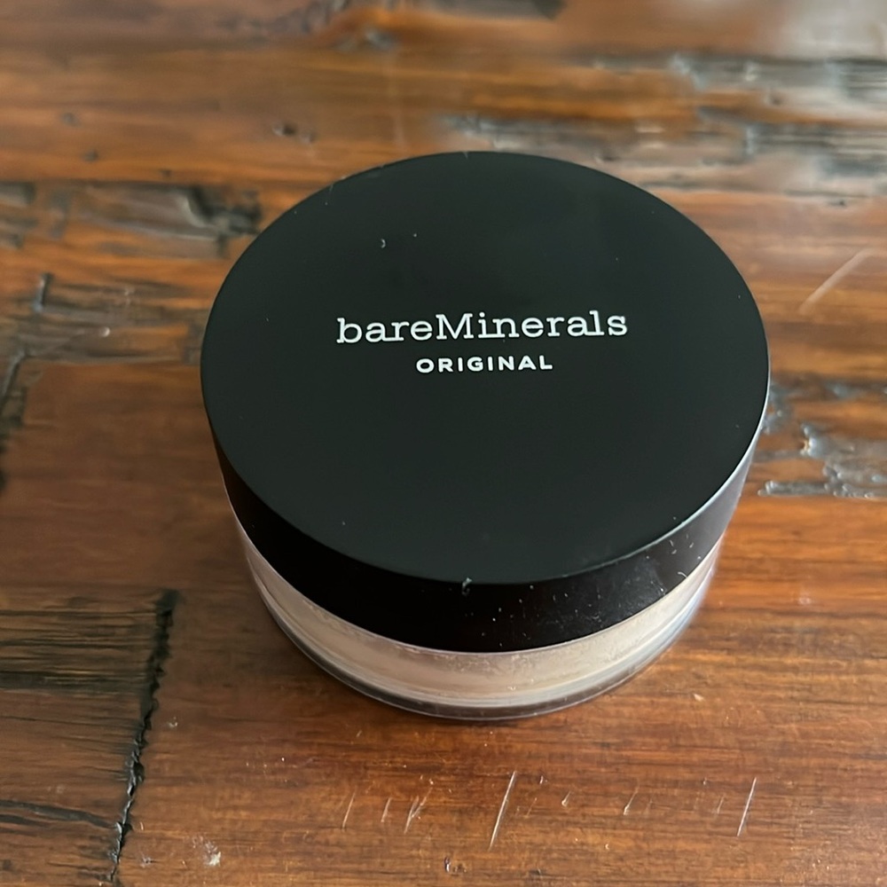 Bare Minerals original foundation Fair 01
*New*